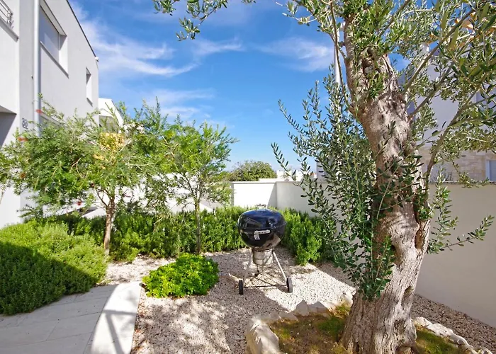 Laura Апартаменты