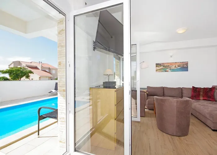 Апартаменты Laura