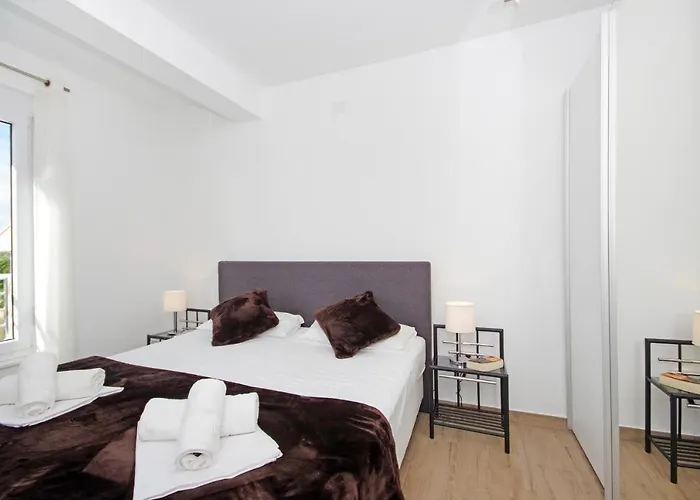 Апартаменты Laura *