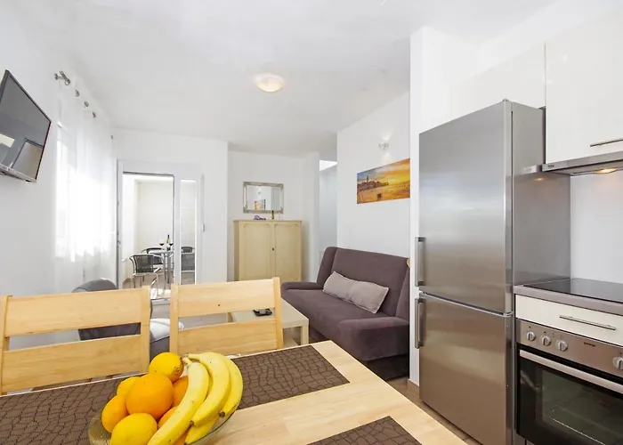 Laura * Привлака