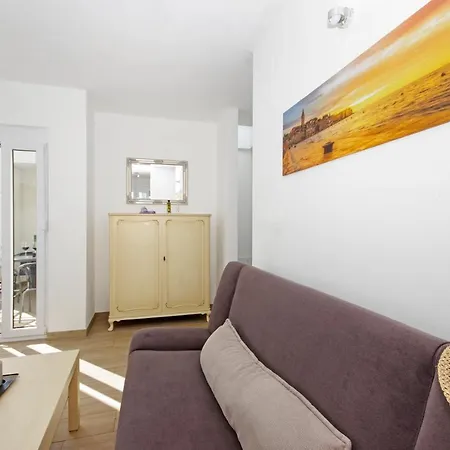 Laura Privlaka (Zadar)