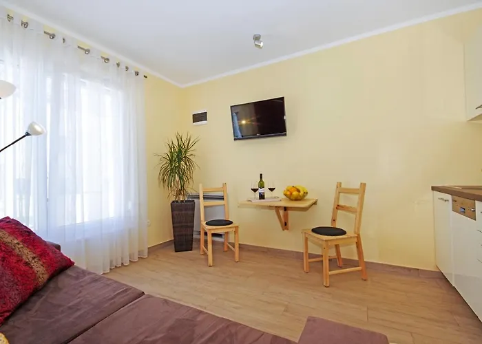 Laura Privlaka (Zadar)